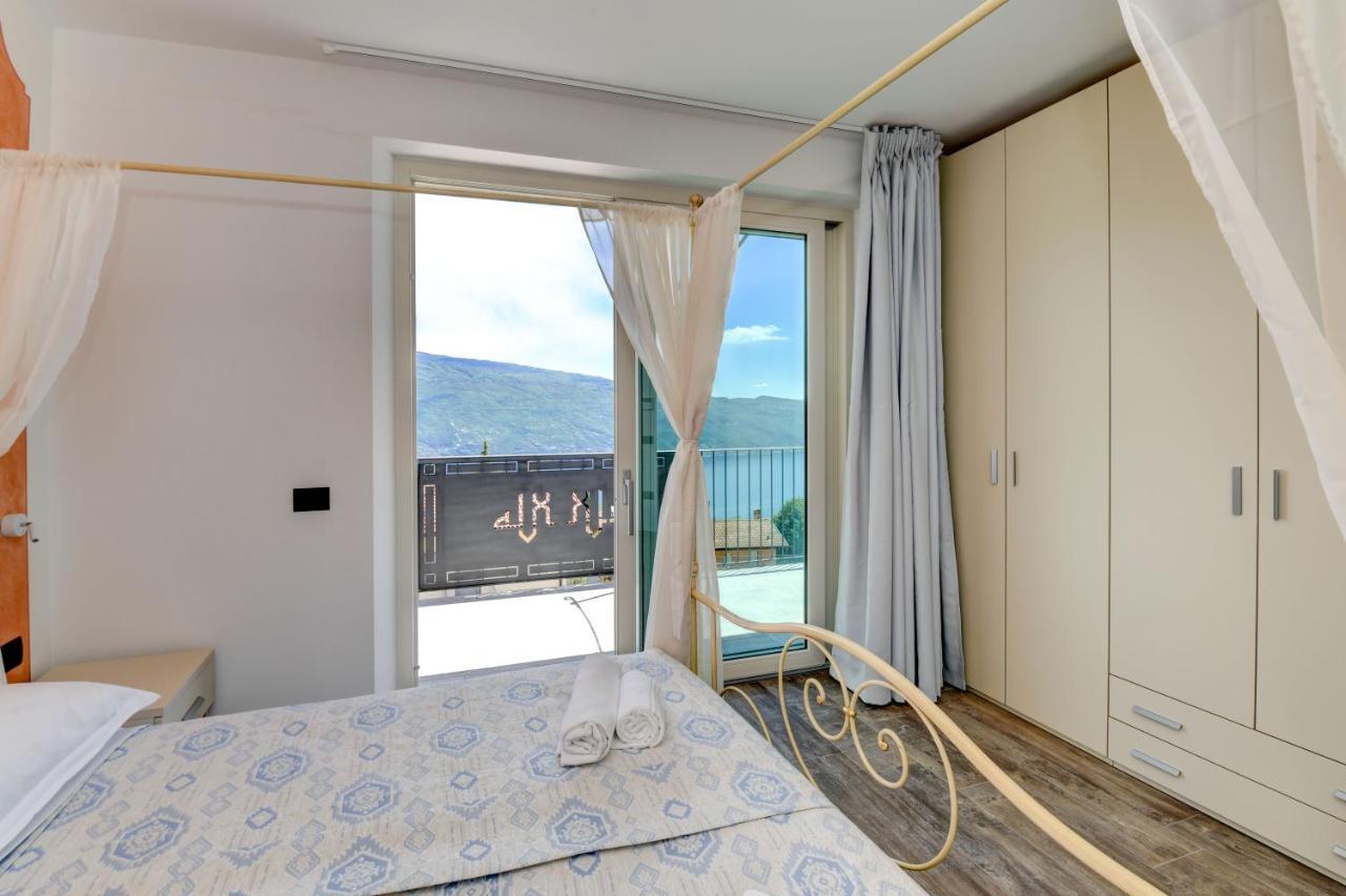 Borgo Ermanno Aparthotel Tignale Exterior photo
